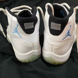Retro 11 White/legend blue.. Good condition.